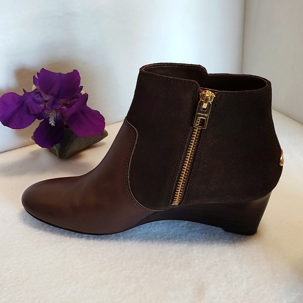 Coach Mystic Wedge Zip Ankle Boot 7.5